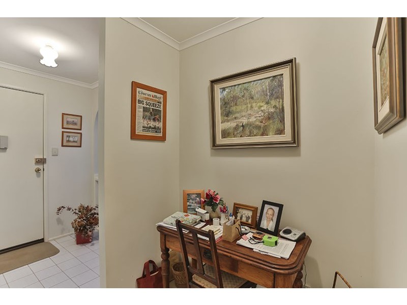 7 Roslyn Street, Centenary Heights QLD 4350