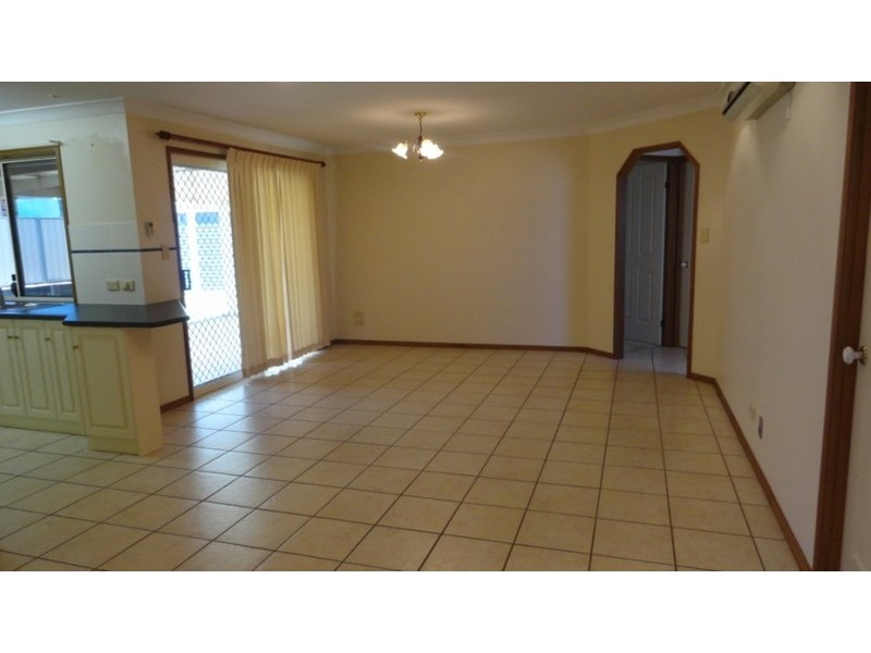 38 BISCAY Crescent, Glenvale QLD 4350