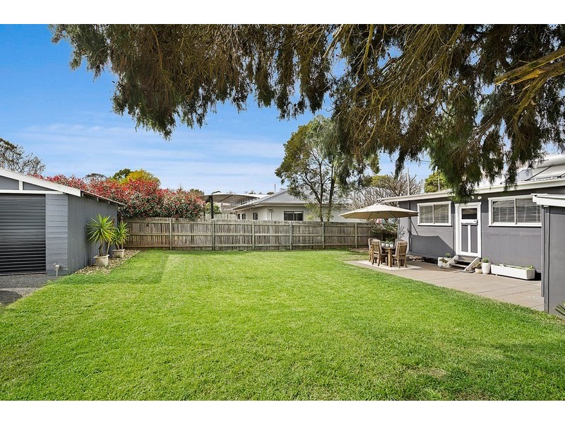 29 Collins Street, Mount Lofty QLD 4350