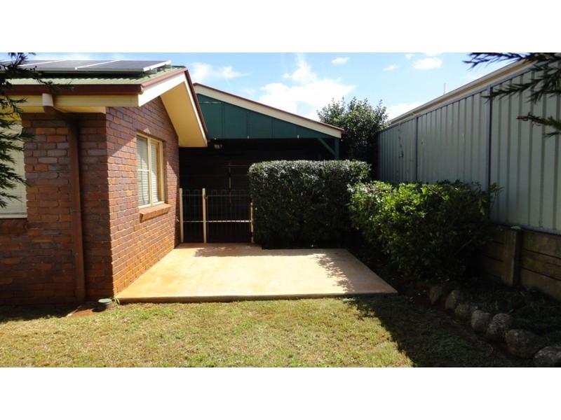 12 Evergreen Court, Glenvale QLD 4350