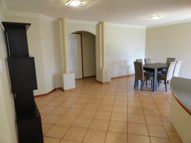 5 Chifley Court, Middle Ridge QLD 4350