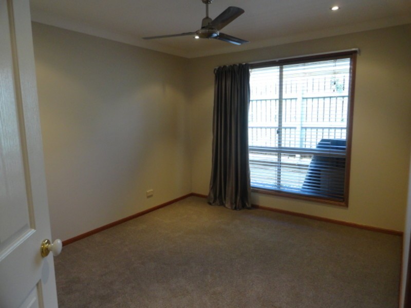 5 Chifley Court, Middle Ridge QLD 4350