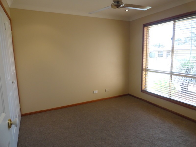 5 Chifley Court, Middle Ridge QLD 4350