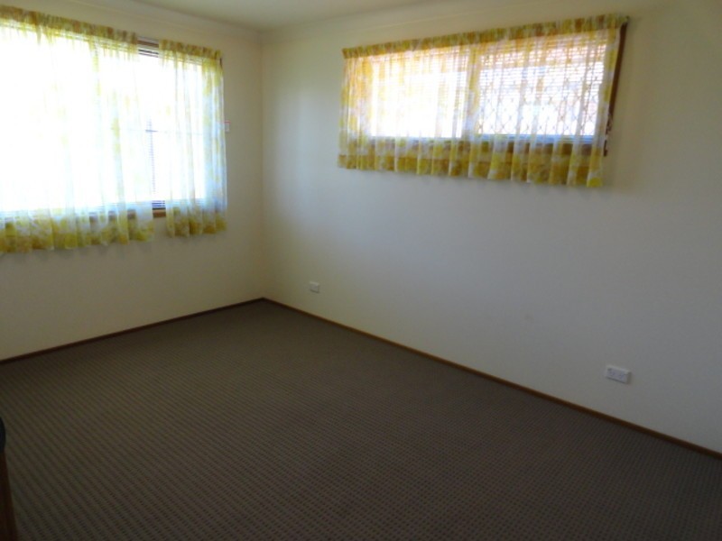 20 Arabian Street, Harristown QLD 4350