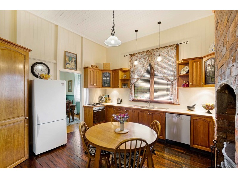 100 Hume Street, East Toowoomba QLD 4350
