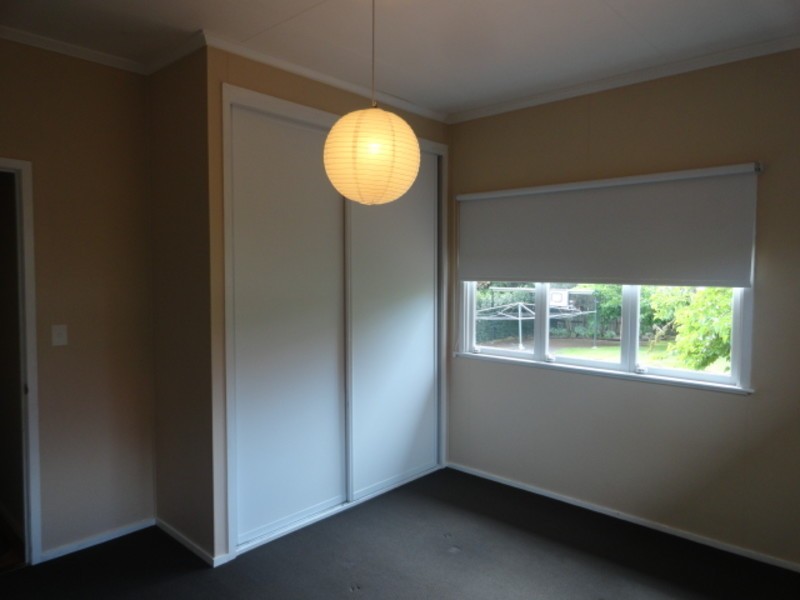 16 Ramsay Street, Centenary Heights QLD 4350