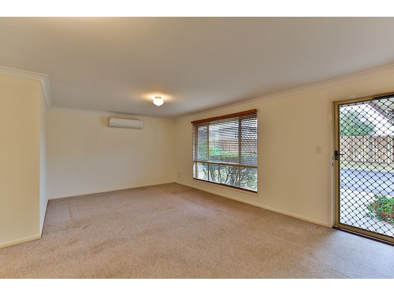 4/4a Cox Street, Wilsonton QLD 4350