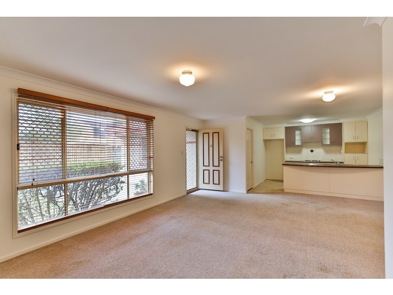 4/4a Cox Street, Wilsonton QLD 4350