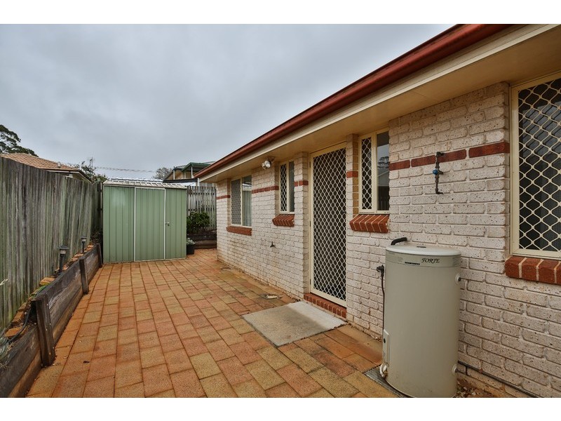 4/4a Cox Street, Wilsonton QLD 4350