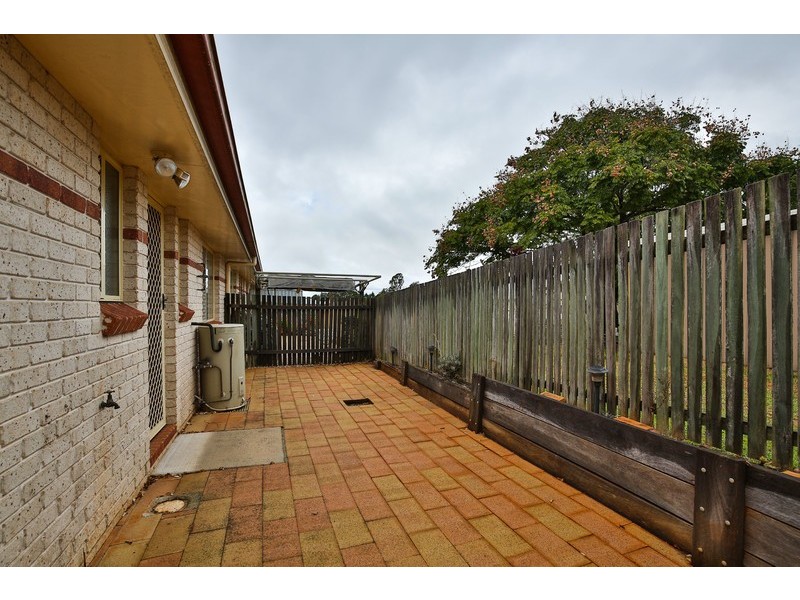 4/4a Cox Street, Wilsonton QLD 4350