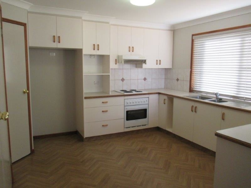139a Long Street, Centenary Heights QLD 4350
