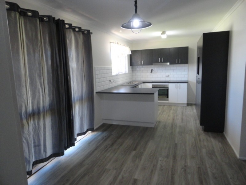 15 Regent Street, Darling Heights QLD 4350