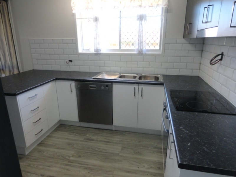 15 Regent Street, Darling Heights QLD 4350