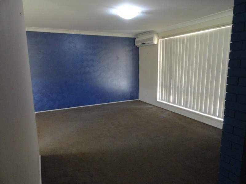 55 Jennifer Crescent, Darling Heights QLD 4350