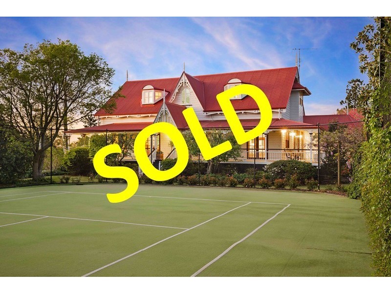 19 Sinclair Street, East Toowoomba QLD 4350