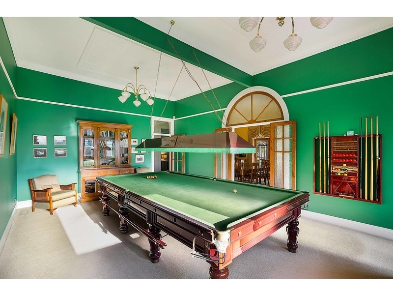 19 Sinclair Street, East Toowoomba QLD 4350