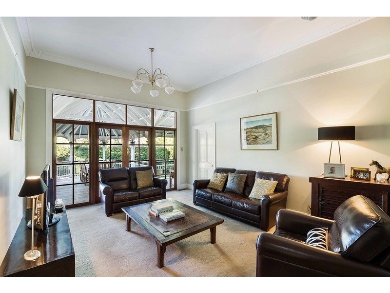 19 Sinclair Street, East Toowoomba QLD 4350