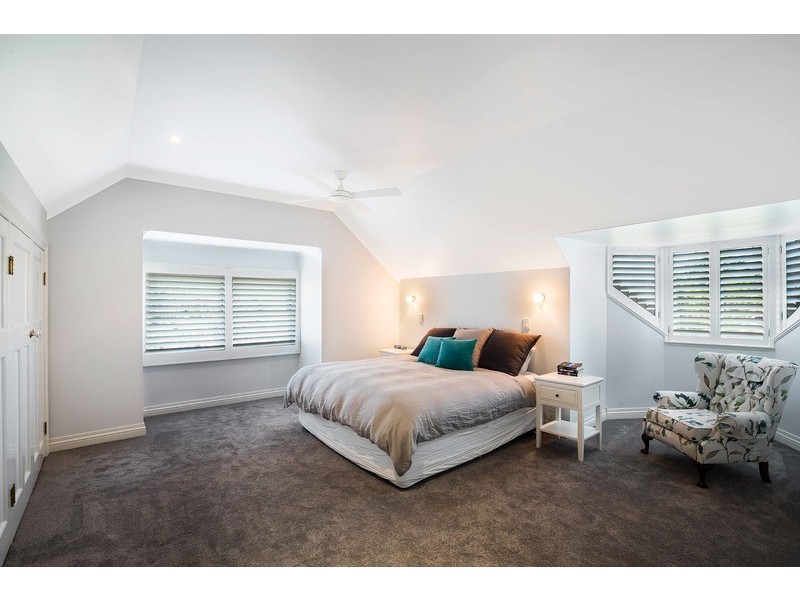 19 Sinclair Street, East Toowoomba QLD 4350