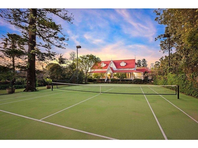 19 Sinclair Street, East Toowoomba QLD 4350