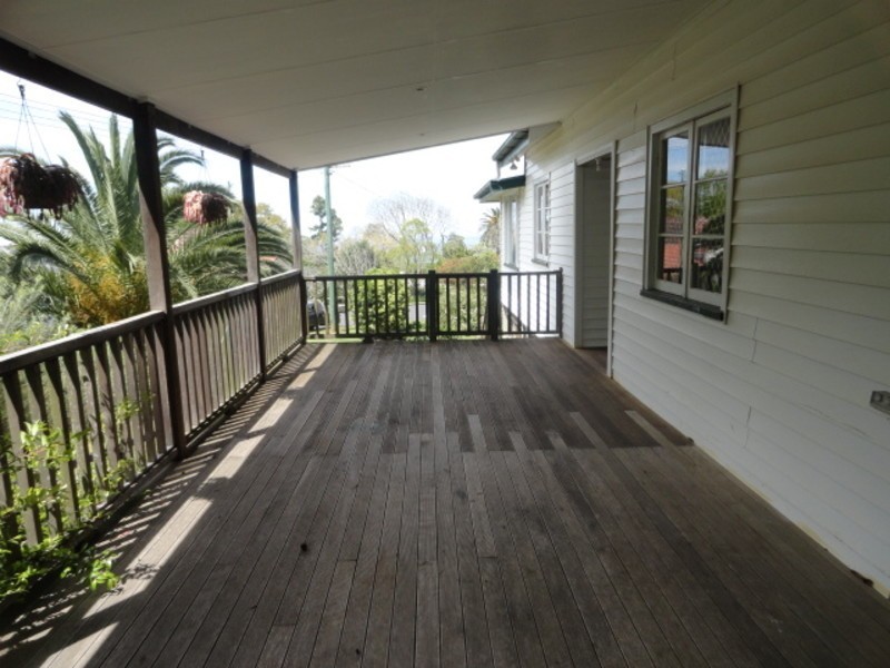 2 Boyce Court, East Toowoomba QLD 4350