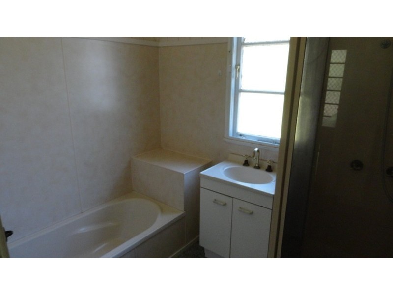 2 Boyce Court, East Toowoomba QLD 4350