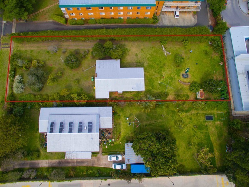 8 Scott Street, East Toowoomba QLD 4350