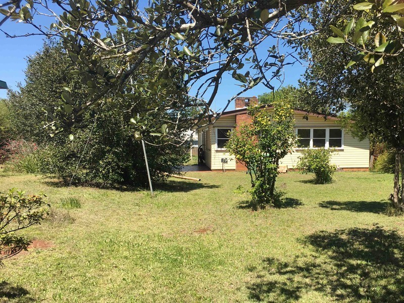 8 Scott Street, East Toowoomba QLD 4350
