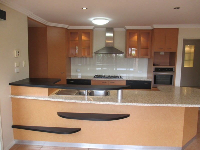 1 Maggie Court, Middle Ridge QLD 4350