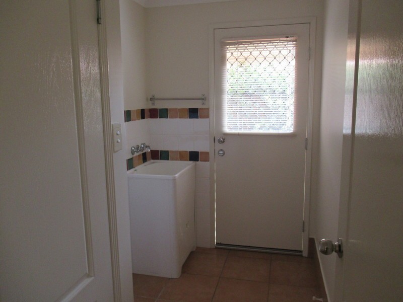 1 Maggie Court, Middle Ridge QLD 4350
