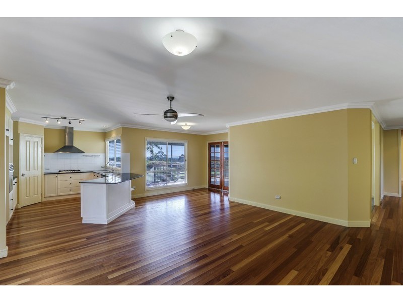 9 Berghofer Drive, Highfields QLD 4352