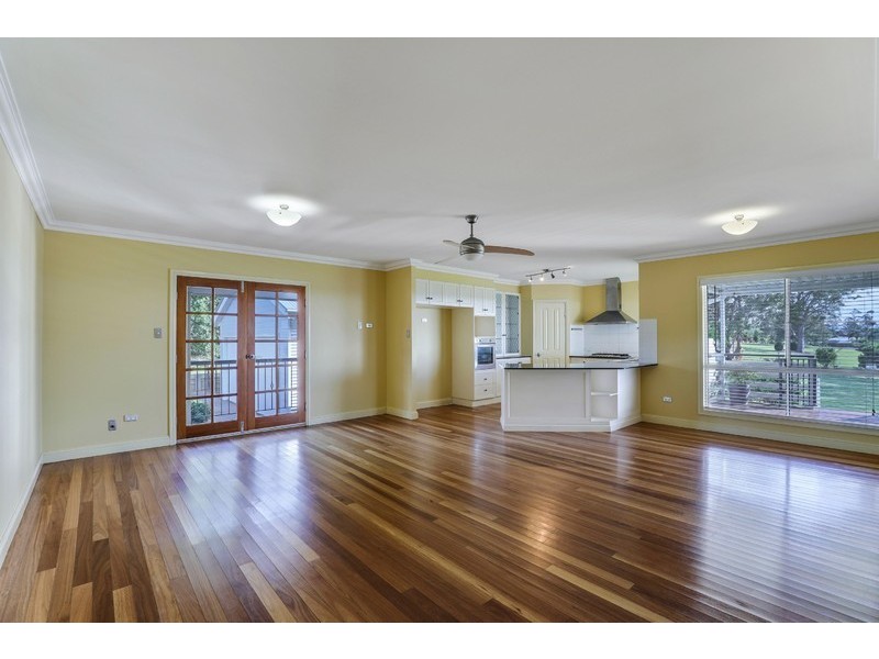 9 Berghofer Drive, Highfields QLD 4352