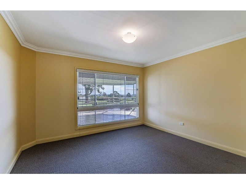 9 Berghofer Drive, Highfields QLD 4352