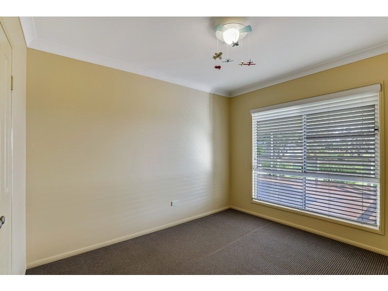 9 Berghofer Drive, Highfields QLD 4352