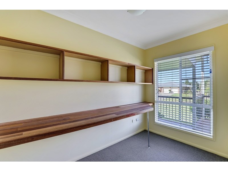 9 Berghofer Drive, Highfields QLD 4352