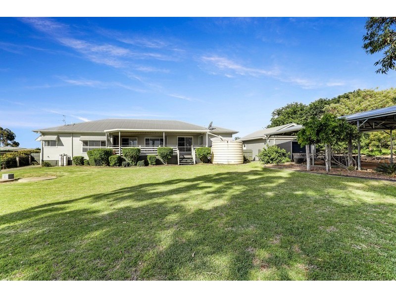 9 Berghofer Drive, Highfields QLD 4352