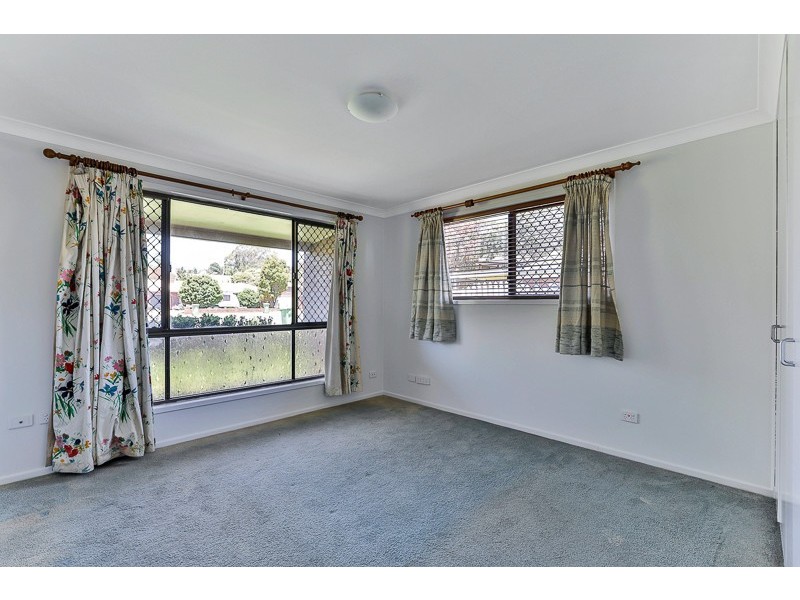 9 Camellia Court, Darling Heights QLD 4350