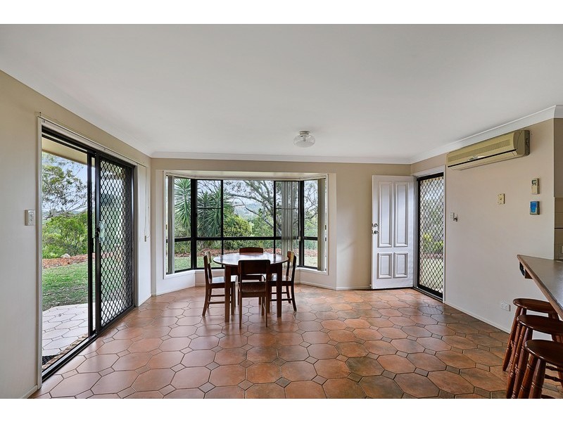 12 Wissemann Road, Preston QLD 4352