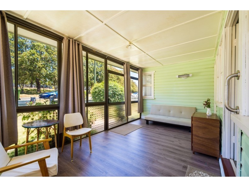 37 Oquinn Street, Harristown QLD 4350