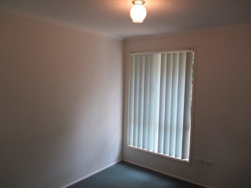 2 Dandelion Drive, Middle Ridge QLD 4350