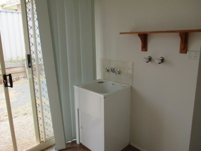 2 Dandelion Drive, Middle Ridge QLD 4350