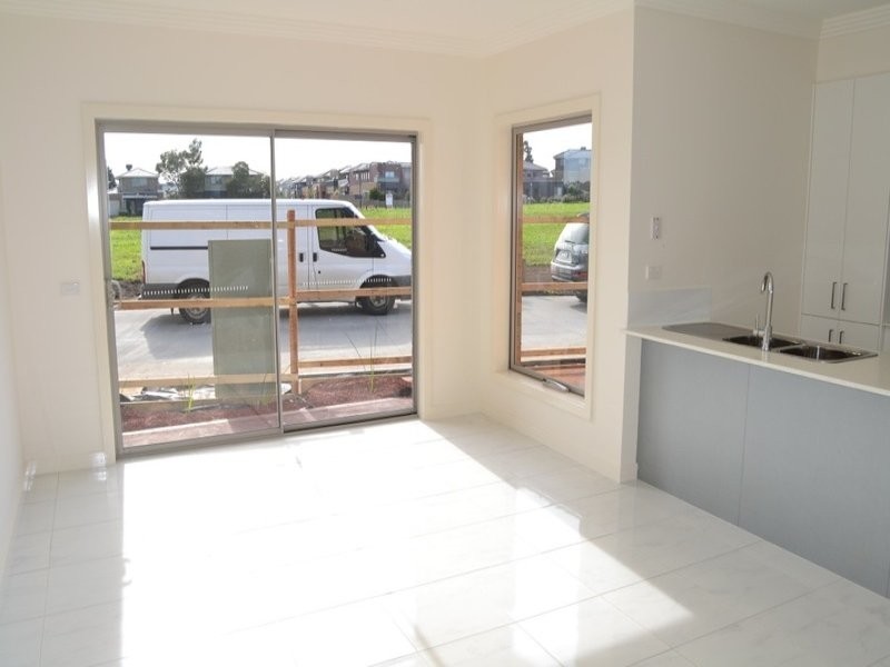 1 Snapdragon Street, South Morang VIC 3752