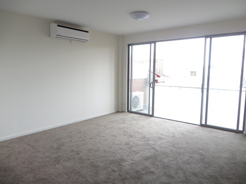 3-5/90 Roseberry Avenue, Preston VIC 3072