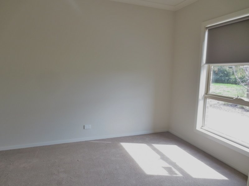 16 Wilhelmina Walk, Epping VIC 3076