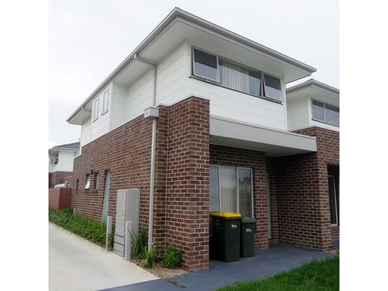 2/36 Houston Street, Epping VIC 3076