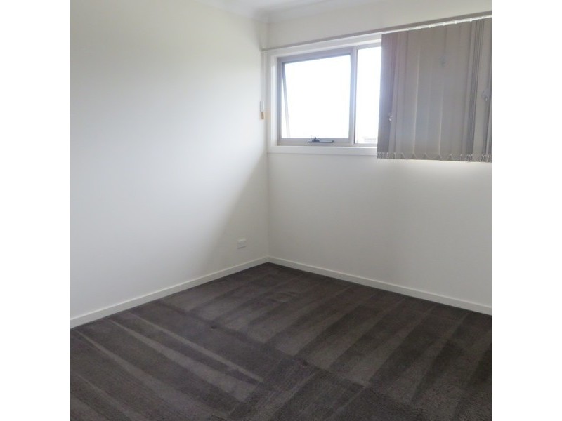 2/36 Houston Street, Epping VIC 3076