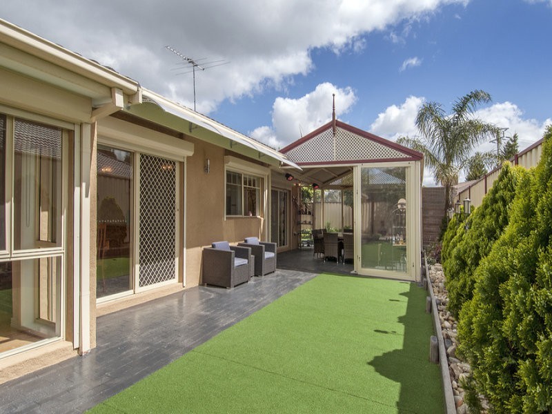 5 Kinlora Avenue, Epping VIC 3076