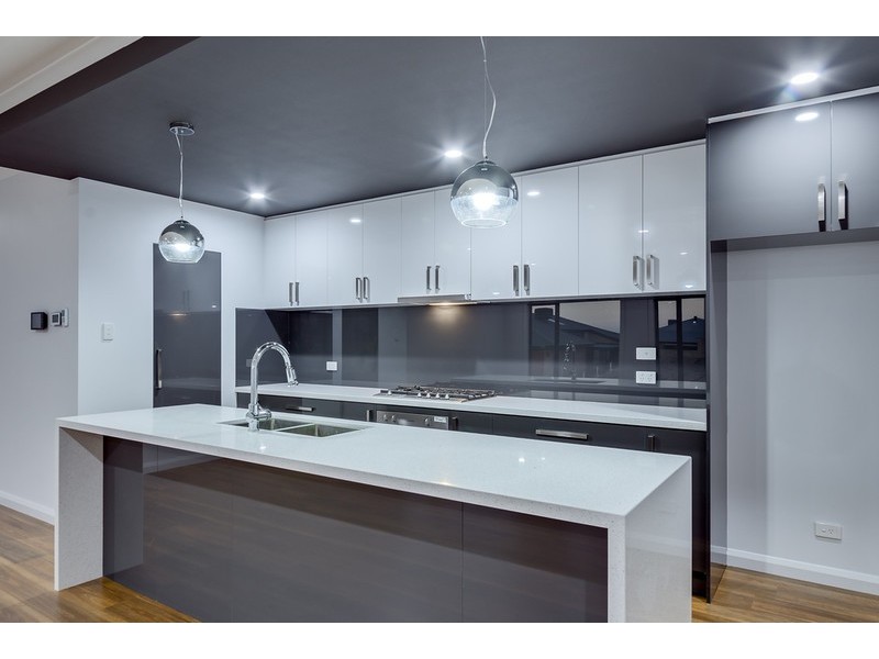 2 Todd Way, Mernda VIC 3754