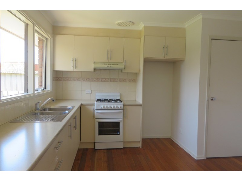 23 Oxford Drive, Thomastown VIC 3074