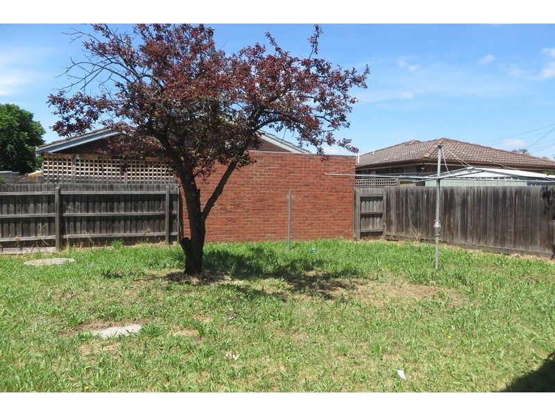 23 Oxford Drive, Thomastown VIC 3074