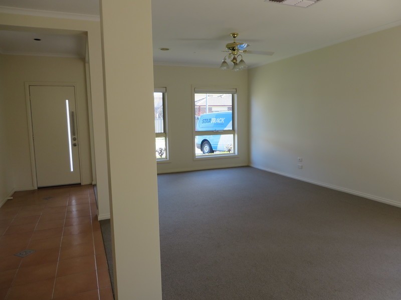 17 Wynnette Court, Epping VIC 3076